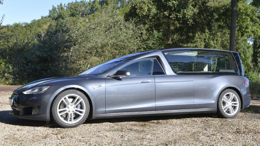 Tesla Model S Begrafeniswagen by RemetzCar '2016